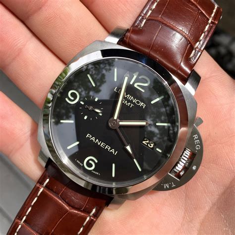 panerai pam 320 gmt|panerai luminor 1950.